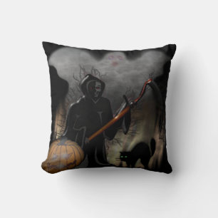 Halloween Polyester Throw Pillow/Spooky Scene Cushion