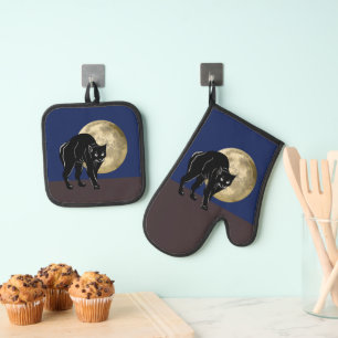 Halloween Prowling Black Cat On A Full Moon Night Oven Mitt & Pot Holder Set