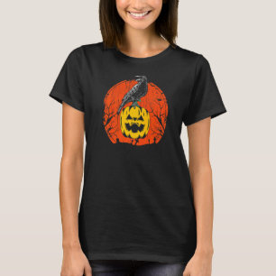 Halloween Pumpkin And Crow Scary Spooky Grunge T-Shirt