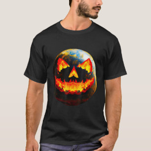 Halloween Pumpkin Jackoantern Spooky face Earth fr T-Shirt
