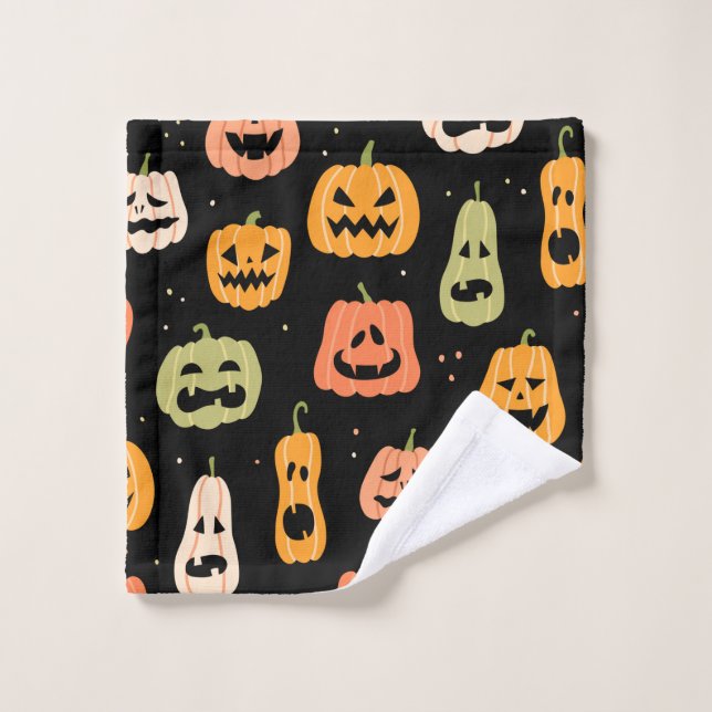 Halloween pumpkin seamless pattern. Hand drawn ill Wash Cloth (Wash Cloth)