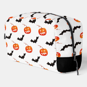 Halloween Pumpkins and Bats, Trick or Treat, Boo Dopp Kit