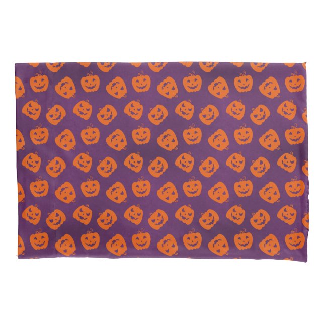 Halloween Pumpkins on Purple Background Pattern Pillowcase (Front)