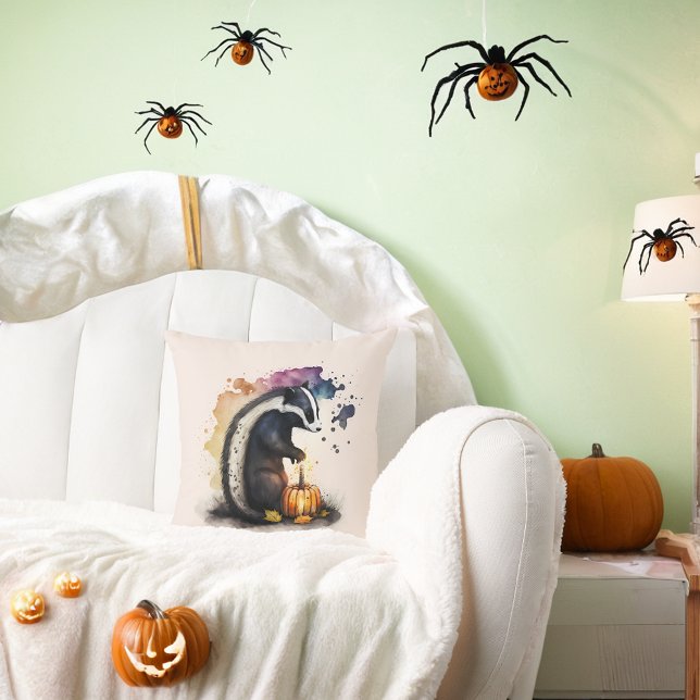 Halloween Skunk and Spider Cushion (Creator Uploaded)