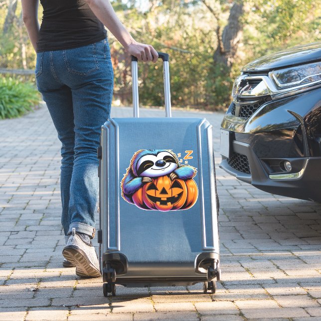 Halloween Sloth Lover Costume Essential T-Shirt (Suitcase Insitu)