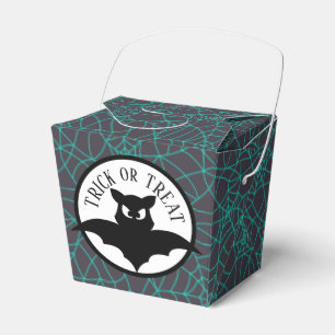 Halloween Spiderweb /Trick or Treat /Cute Bat Favour Box