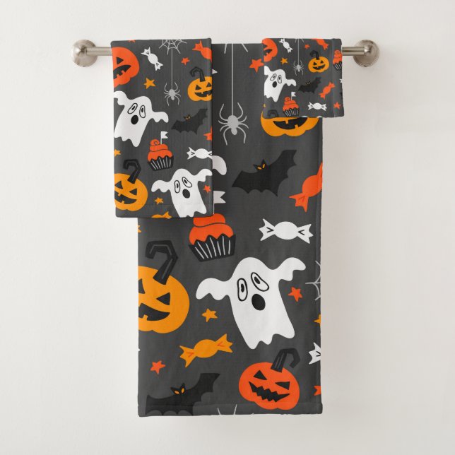 Halloween symbols and colours pattern bath towel set (Insitu)