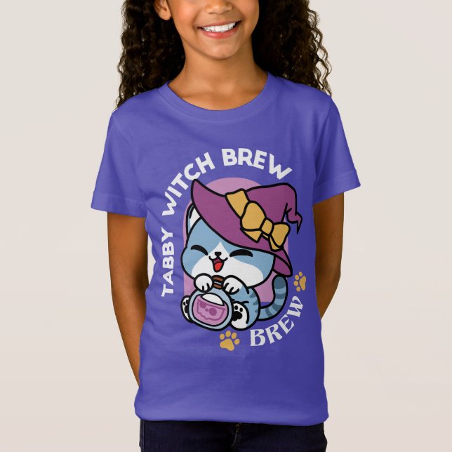 Halloween Tabby Cat – Witch Hat & Potion Art T-Shirt (Front)