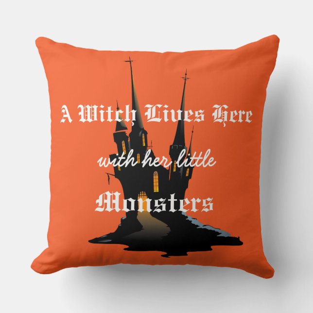 Halloween  throw pillow (Front)