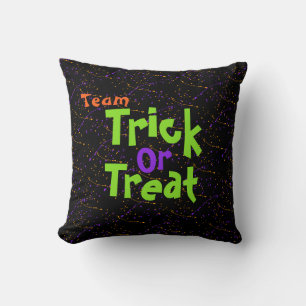 Halloween / Trick or Treat / Cushion