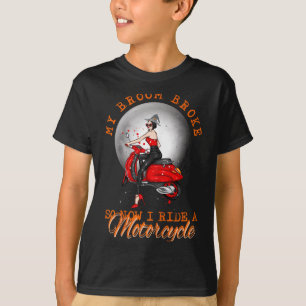 Halloween witch motorcycle ride broom broke funny T-Shirt