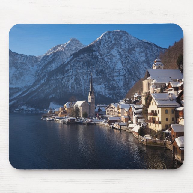 Hallstatt town in the snow in winter mouse mat (Front)