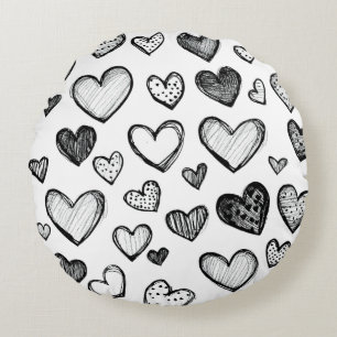 Hand Drawn Black and White Hearts Pattern Round Cushion