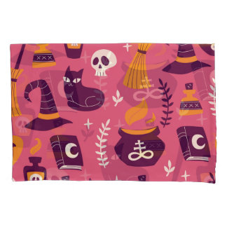 Hand-drawn Halloween, spooky seamless pattern. Pillowcase
