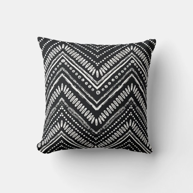 Hand drawn pattern. Zigzag and stripe line, tribal Cushion (Front)