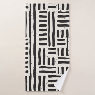 Hand drawn seamless repeating pattern with lines t bath towel