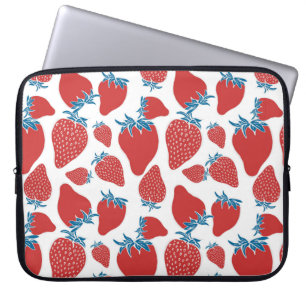 Hand drawn strawberry seamless pattern. background laptop sleeve