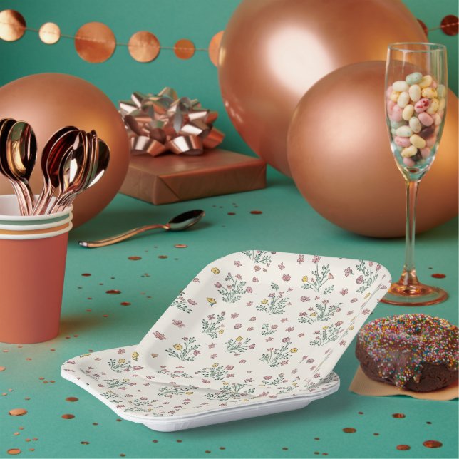 Hand Drawn Wildflower Pattern Paper Plate (Multi)