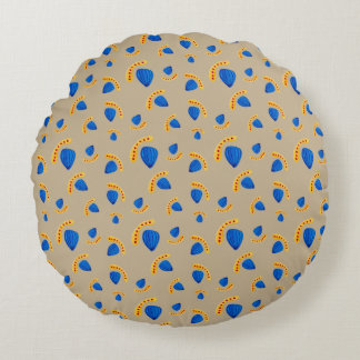 Hand-painted boho earth tone pattern round cushion