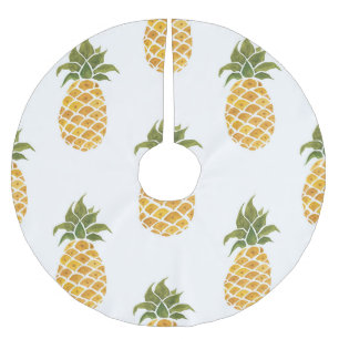 Hand-painted pineapples, watercolor background. brushed polyester tree skirt