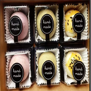 Handmade Black & Pudding Sealing