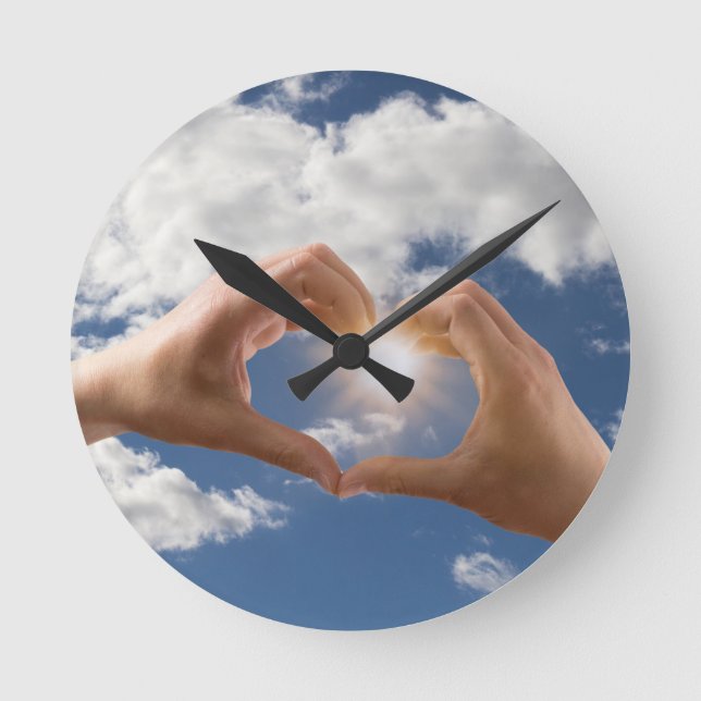 Hands of love round clock (Front)