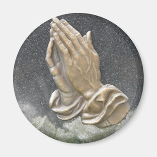 HANDS OF PRAYER MAGNET