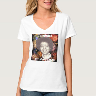 Hane's V-neck shirt