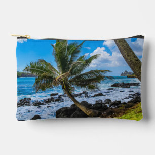 Hanging around... accessory pouch