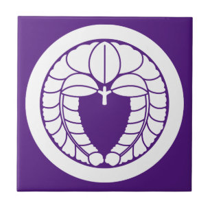 Hanging wisteria in circle tile