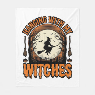 Hanging With My Witches Vintage Halloween Shirt De Fleece Blanket