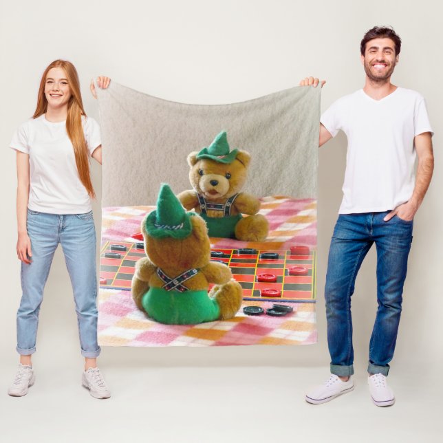 Hans and Yodel Fleece Blanket (In Situ)