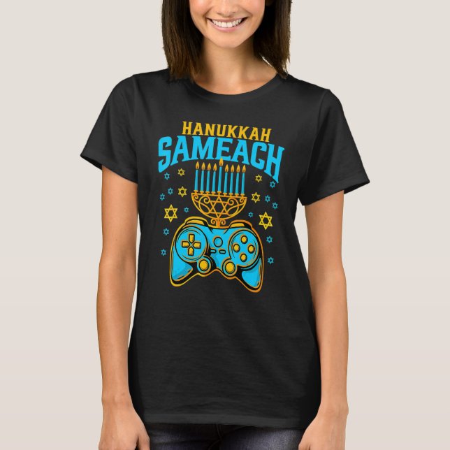 Hanukkah Menorah Gamer Video Games  Chanukah Jewis T-Shirt (Front)