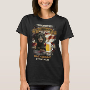 Happiness Is An Old Man With A Beer And A Dachshun T-Shirt