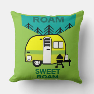 Happy Campers   Caravaner   Camper Throw Pillow Mu