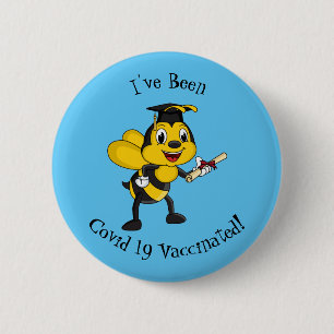 Happy cartoon bee graduation 6 cm round badge