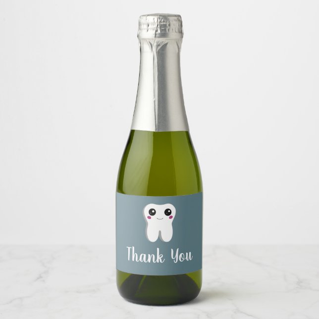Happy Dental Tooth Smiling Thank You Sparkling Wine Label (Front)