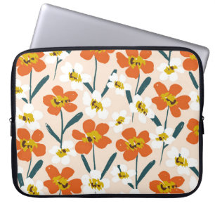 Happy dry painted blooms seamless Vintage pattern. Laptop Sleeve