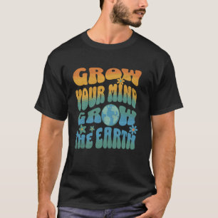 Happy Earth Day Eco-Friendly Bookworm Groovy Vinta T-Shirt