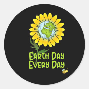 Happy Earth Day Every Day Sunflower Kids Teachers Classic Round Sticker