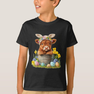 Happy Easter Scottish Cow Cute Heifer Cow Farm T-Shirt