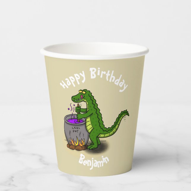 Happy green alligator cooking dinner cartoon paper cups (Front)