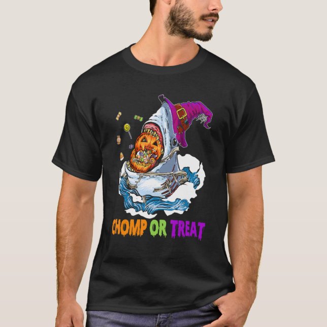 Happy Halloween Pumpkin Shark  Chomp Or Treat T-Shirt (Front)
