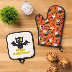 Happy Halloween Vampire Fang Flying Bats Full Moon Oven Mitt & Pot Holder Set
