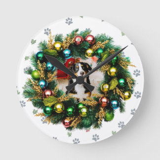 Happy Howlidays Photo Image Round Clock