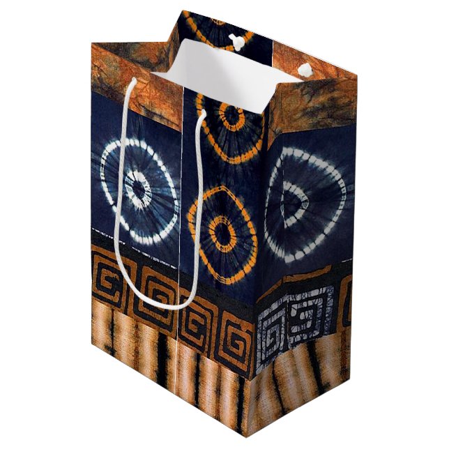 Happy Kwanzaa Medium Gift Bag (Front Angled)