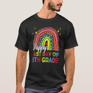 Happy Last Day Of 5th Grade Teacher Leopard Rainbo T-Shirt