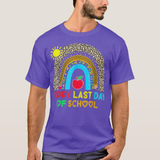Happy Last Day Of School 2022  Teacher Life Studen T-Shirt
