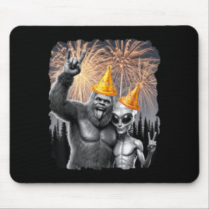 Happy New Year 2026 Bigfoot Alien Lovers New Years Mouse Mat