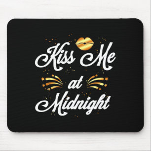 Happy New Year's Eve Nye 2022 Party Kiss  Mouse Mat